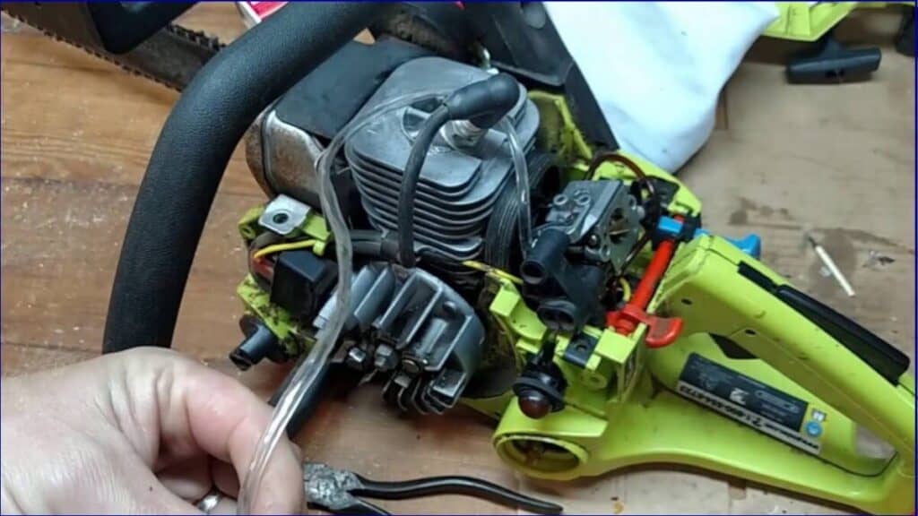 How to Replace the Poulan Chainsaw Fuel Line? **2023 ...