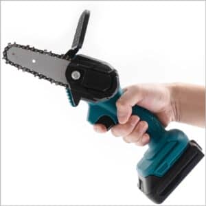 Makita Mini Chainsaw - 1